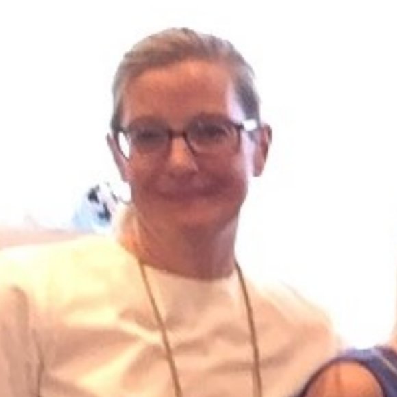 Meet your Posher, Sallie - Picture 2 of 2